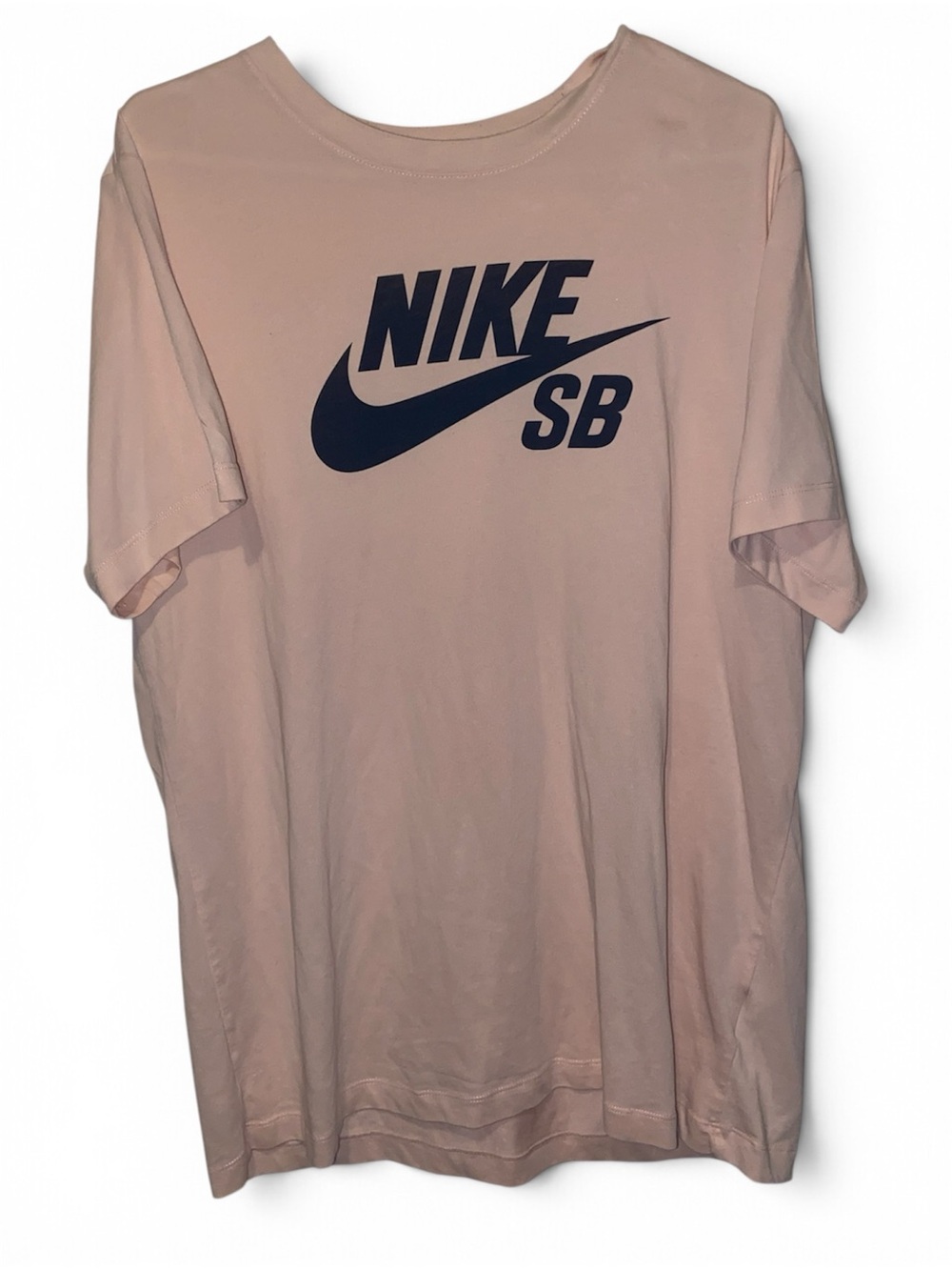 Nike Men’s Pale Pink Short Sleeve T-Shirt with Navy Logo